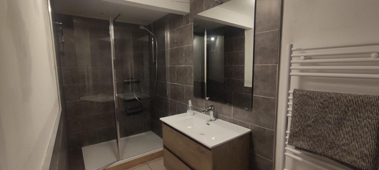 Apartmán Rives De Bourges Burzet Exteriér fotografie