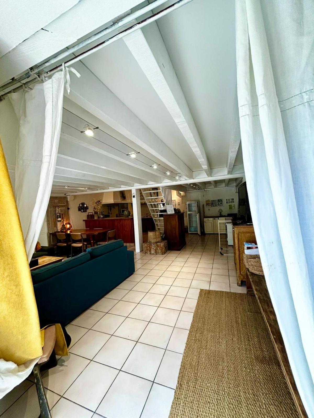 Apartmán Rives De Bourges Burzet Exteriér fotografie