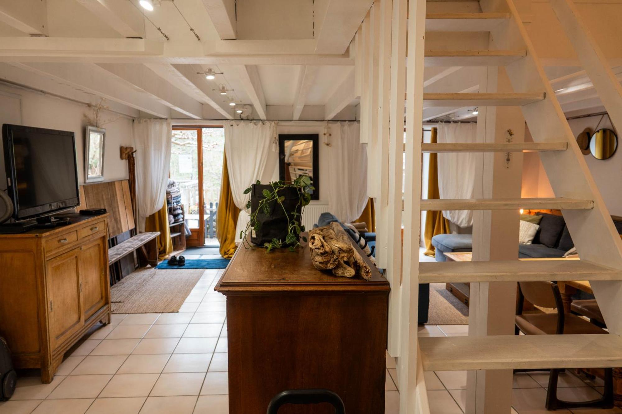 Apartmán Rives De Bourges Burzet Exteriér fotografie