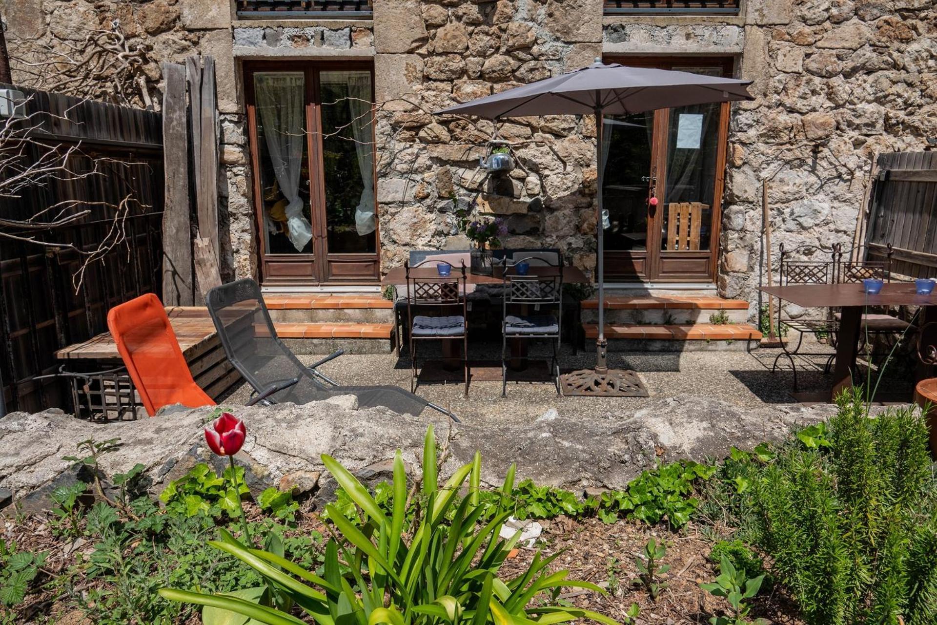 Apartmán Rives De Bourges Burzet Exteriér fotografie